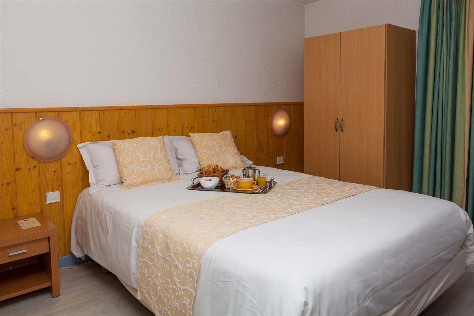 Hotel Cote Sud Leman 또농-레-방 외부 사진